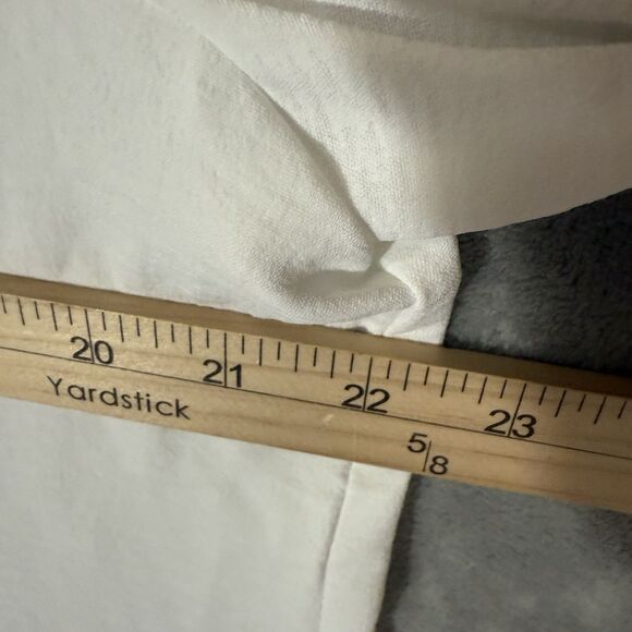 NWT Calvin Klein Top XL Soft White V-Neck Roll Tab Sleeve Career Office Button - Picture 7 of 11